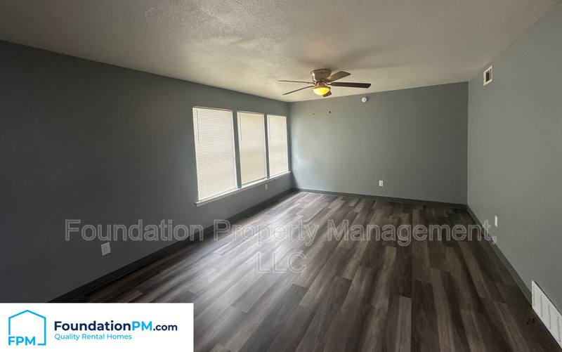 House for rent at 1283 E Raines Rd #14, Memphis, TN 38116