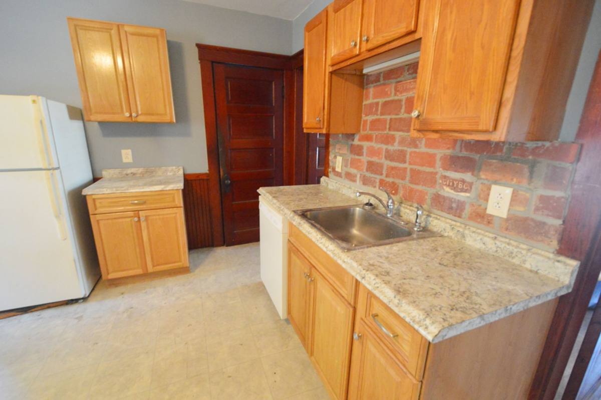 Apartment for rent at 53 Forest St, Fitchburg, MA 01420