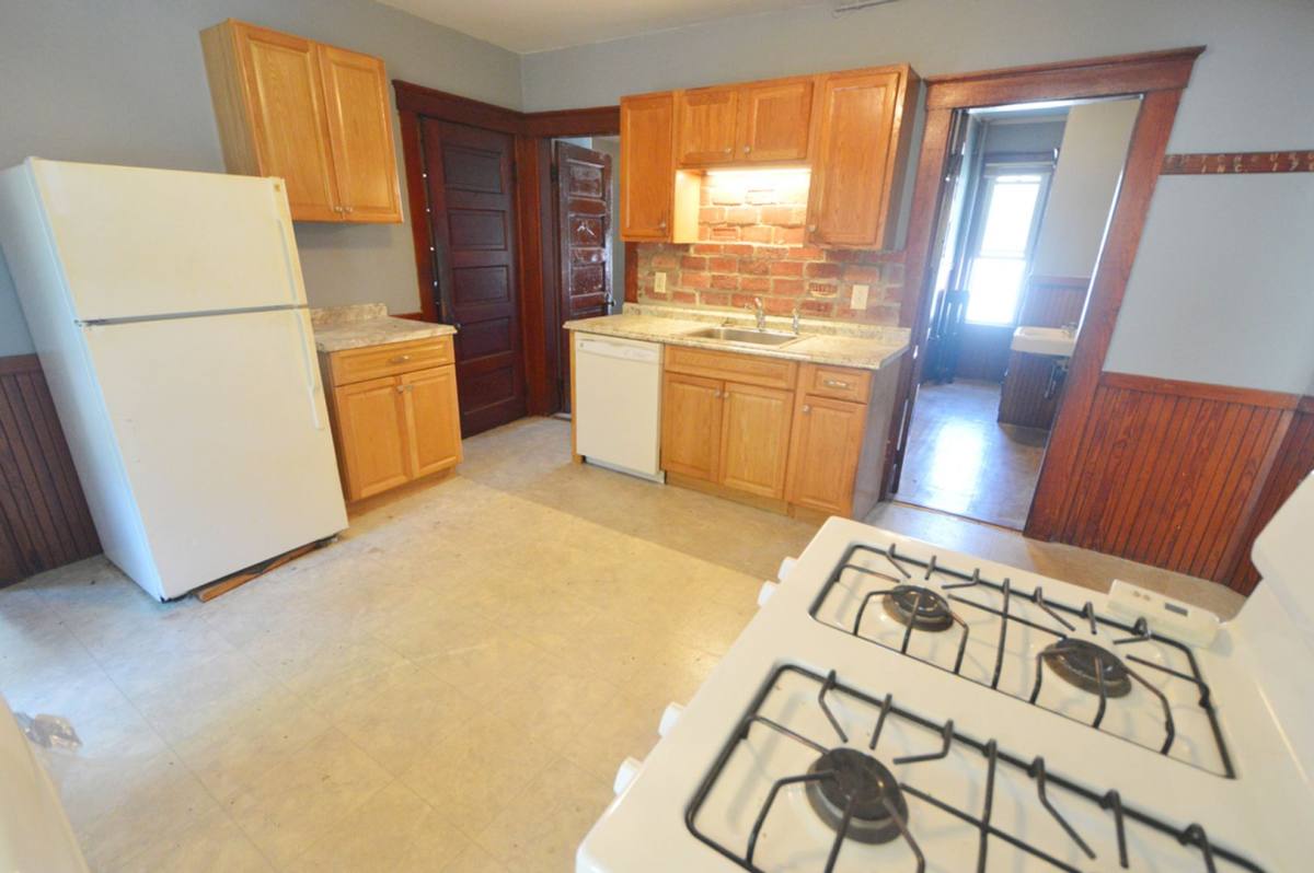 Apartment for rent at 53 Forest St, Fitchburg, MA 01420