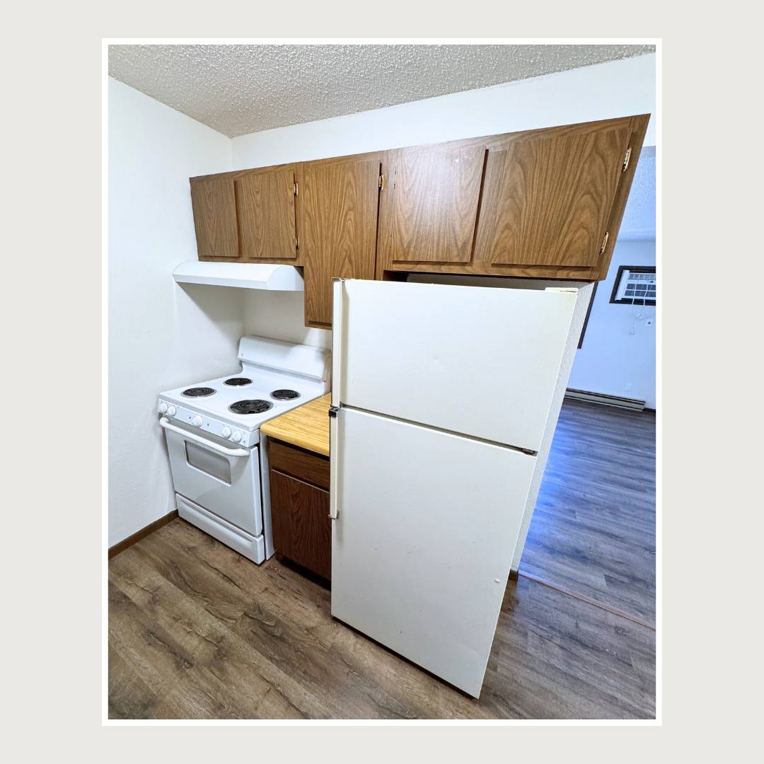 Apartment for rent at 1604 10th St, Milford, IA 51351