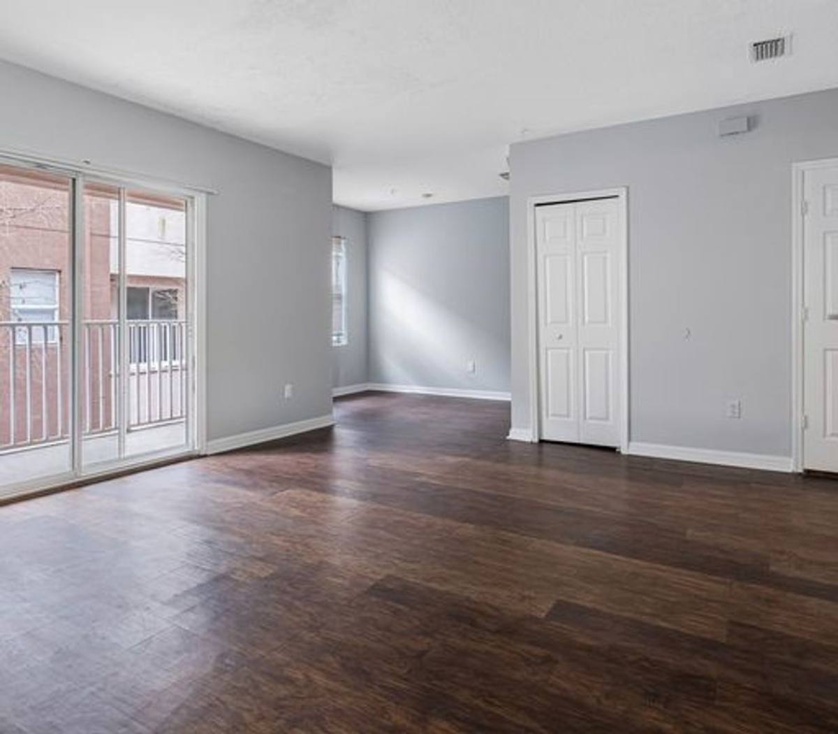 Apartment for rent at 5709 Las Ventanas Dr, Tampa, FL 33617