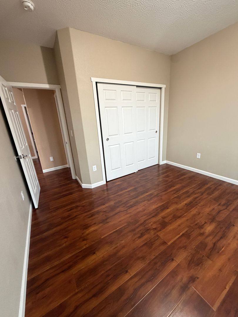 House for rent at 215 N Wellington St, Moses Lake, WA 98837