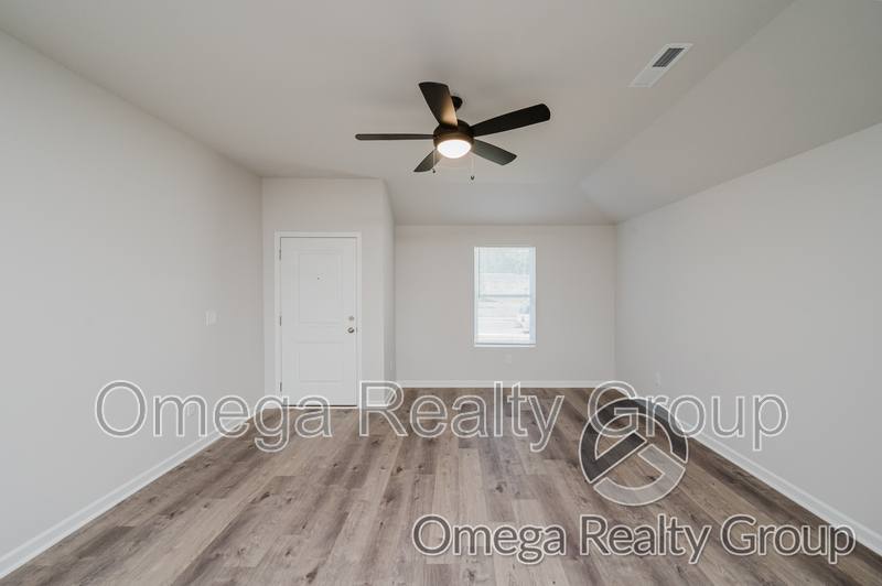 House for rent at 625 Kylnes Dr, Calera, AL 35040