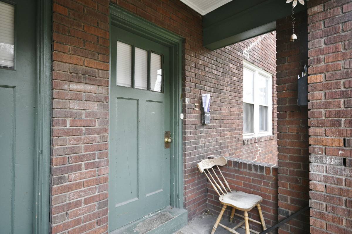 Apartment for rent at 1716-1718 Montier St, Pittsburgh, PA 15221