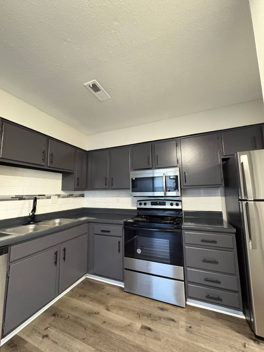 Apartment for rent at 7455 Rockleigh Ave, Indianapolis, IN 46214
