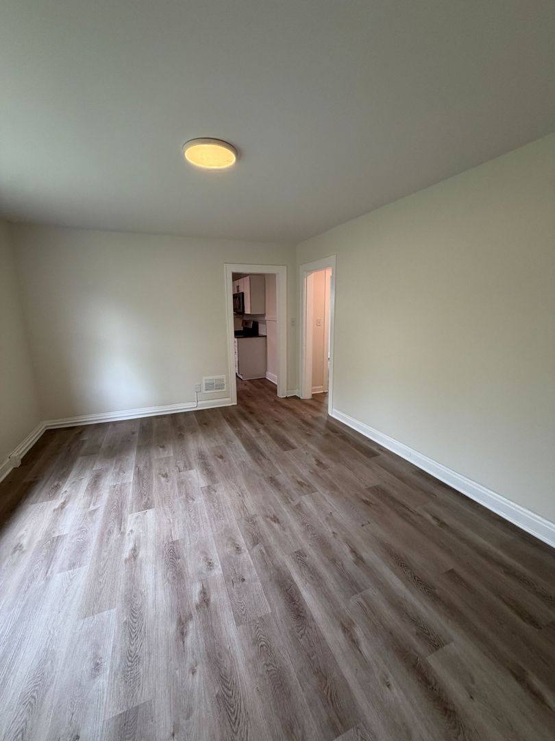 Apartment for rent at 1272 Kent St, Columbus, OH 43205