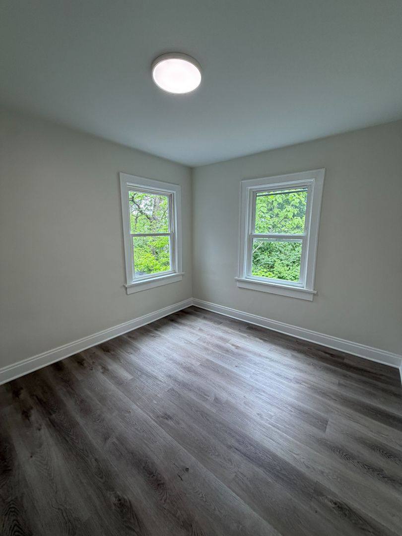 Apartment for rent at 1272 Kent St, Columbus, OH 43205