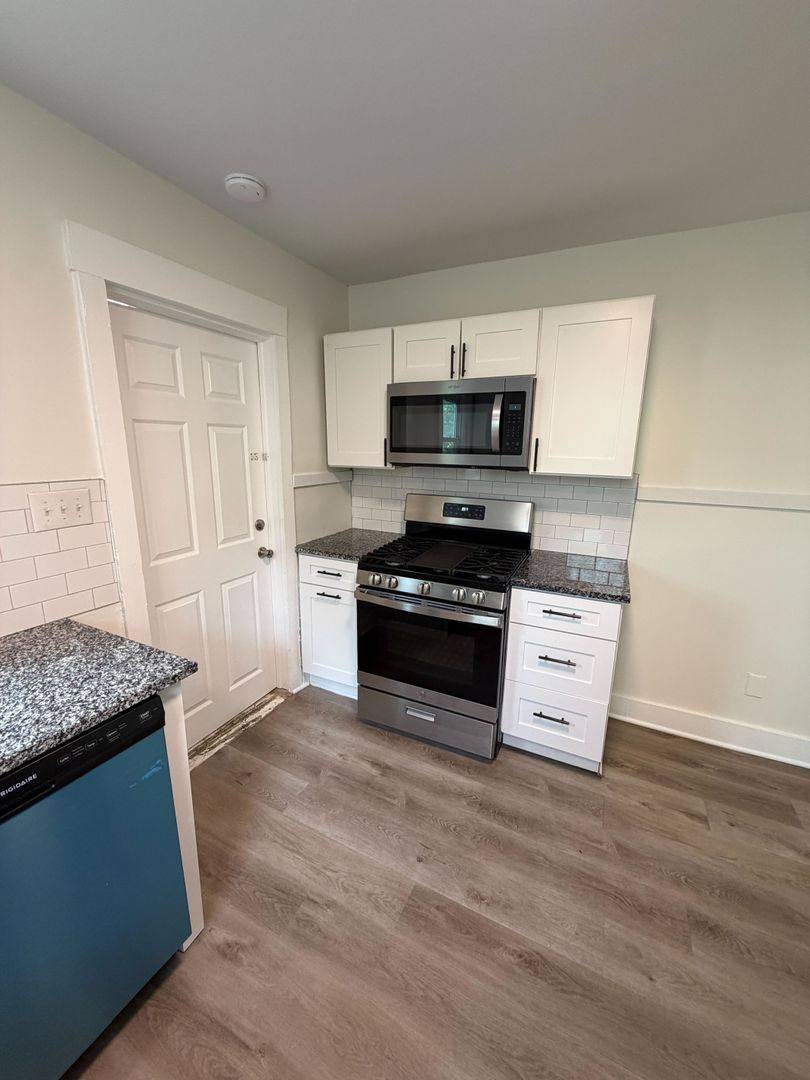 Apartment for rent at 1272 Kent St, Columbus, OH 43205