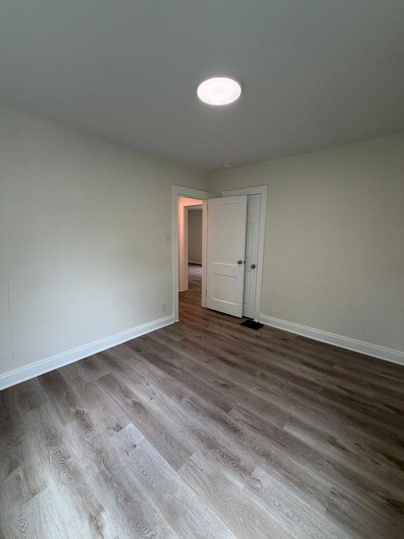 Apartment for rent at 1272 Kent St, Columbus, OH 43205