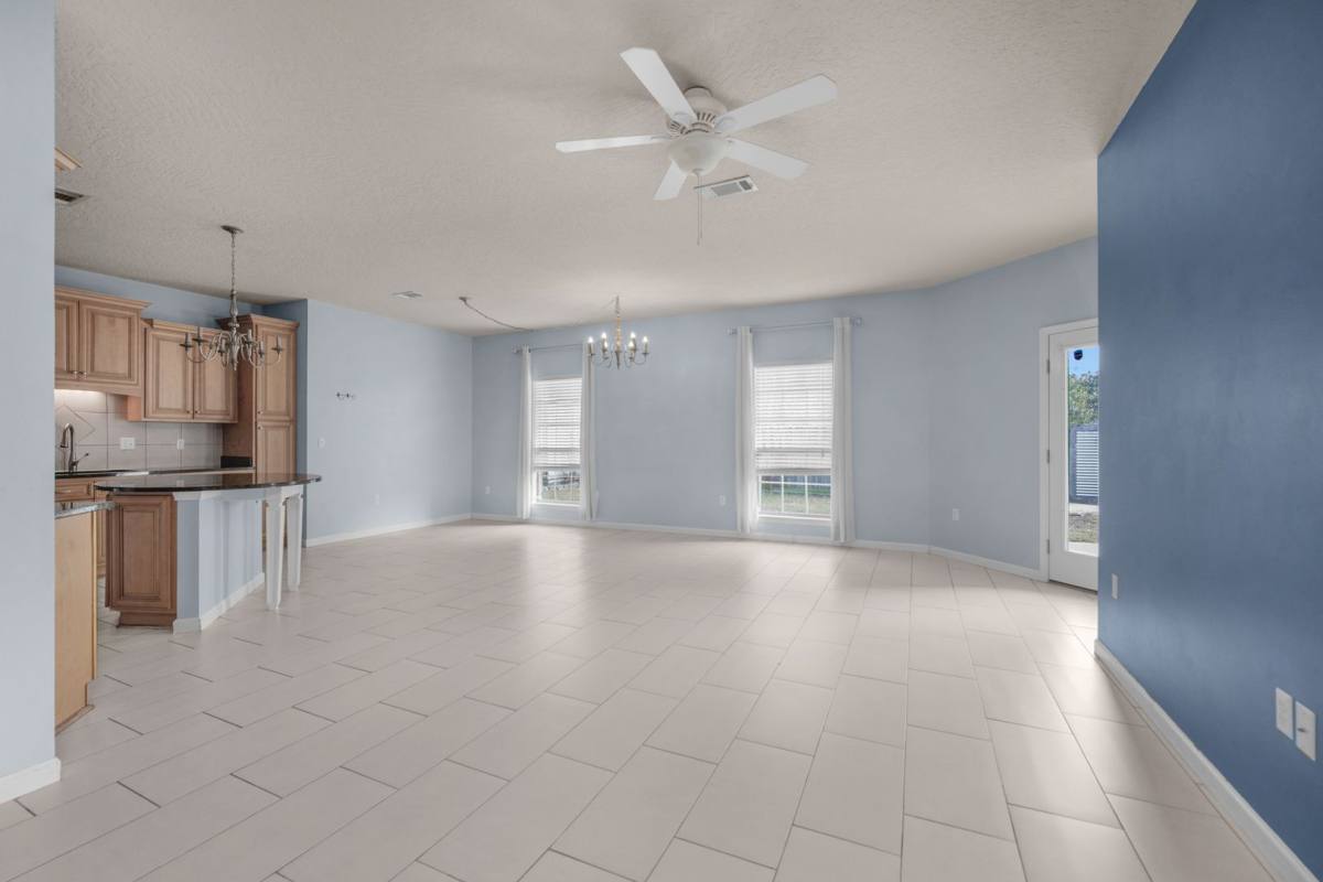 House for rent at 4596 Hermosa Rd, Crestview, FL 32539