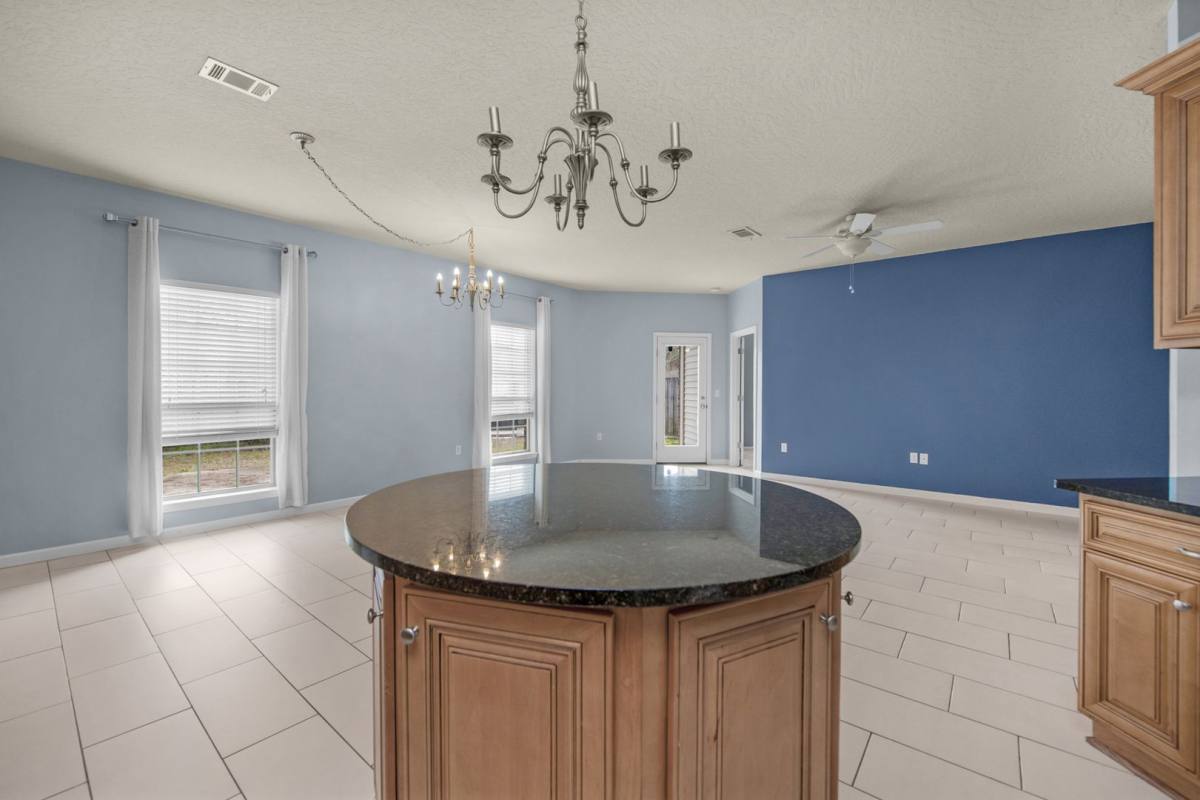 House for rent at 4596 Hermosa Rd, Crestview, FL 32539