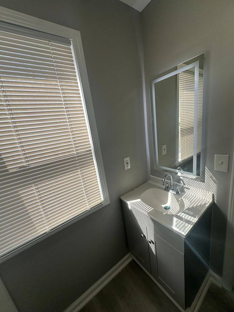 Apartment for rent at 4926 E Washington St, Indianapolis, IN 46201