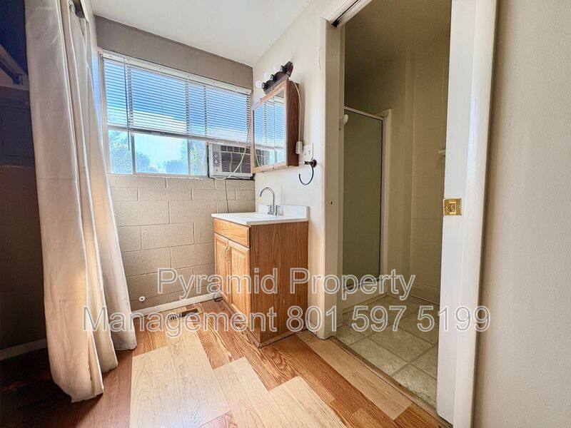 House for rent at 805 S Cheyenne St, Salt Lake City, UT 84104