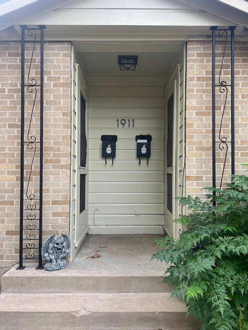 House for rent at 1911 W 38th St #A, Austin, TX 78731