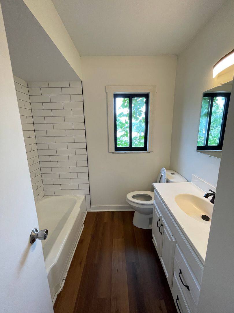 Apartment for rent at 1500 E 25th Ave, Columbus, OH 43211