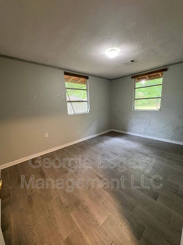 House for rent at 2538 Cleveland Rd, Bogart, GA 30622