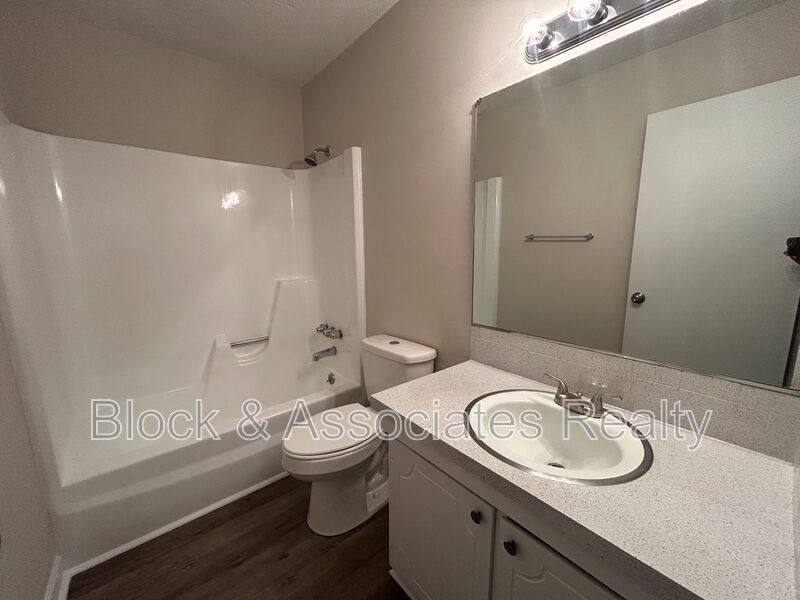 House for rent at 522 S Cherry St, Kernersville, NC 27284