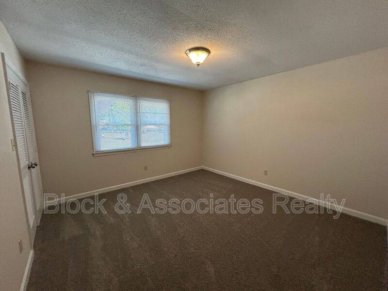 House for rent at 522 S Cherry St, Kernersville, NC 27284