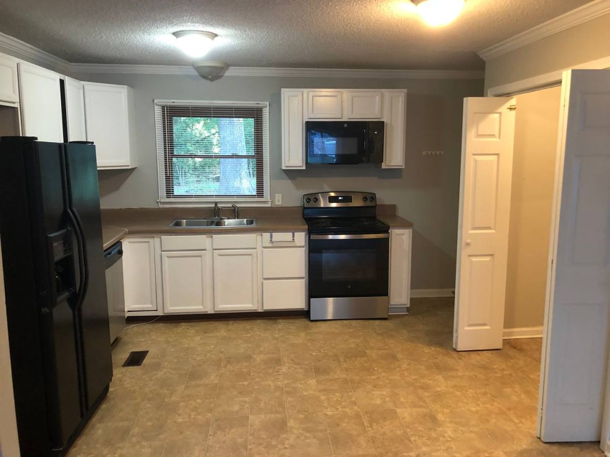 House for rent at 105 Julia St, Mount Holly, NC 28120
