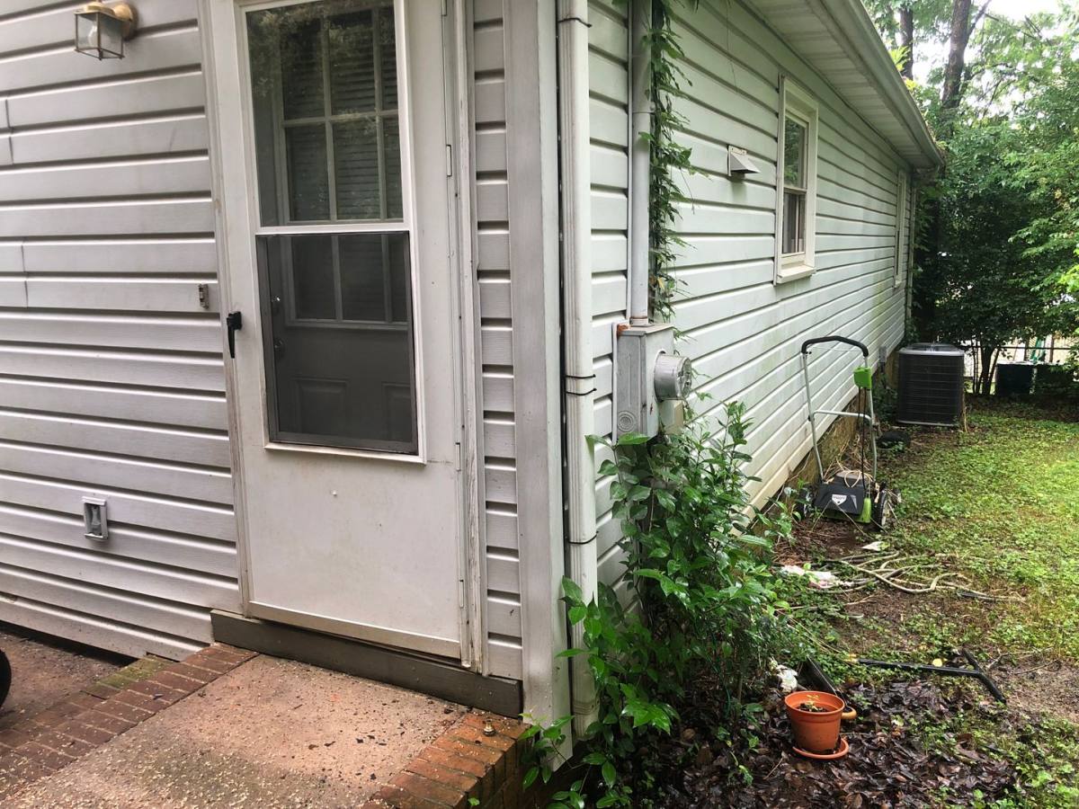 House for rent at 105 Julia St, Mount Holly, NC 28120