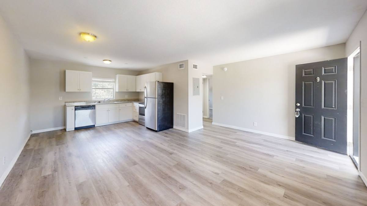 Apartment for rent at 426 Palm Ave N, Saint Petersburg, FL 33703