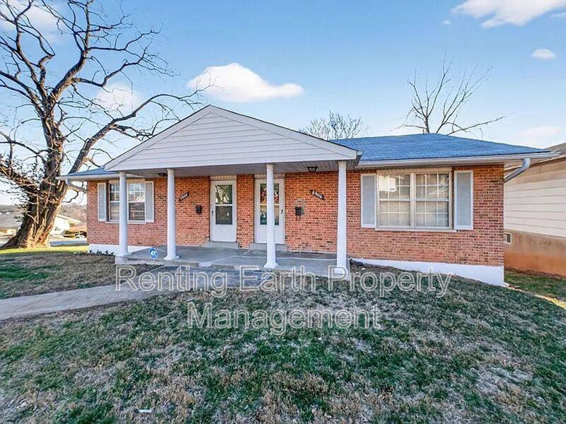 House for rent at 8908 Scottdale Ave, Saint Louis, MO 63136