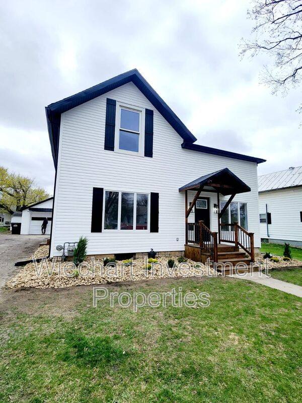 House for rent at 358 Cherry St, Bluffton, OH 45817