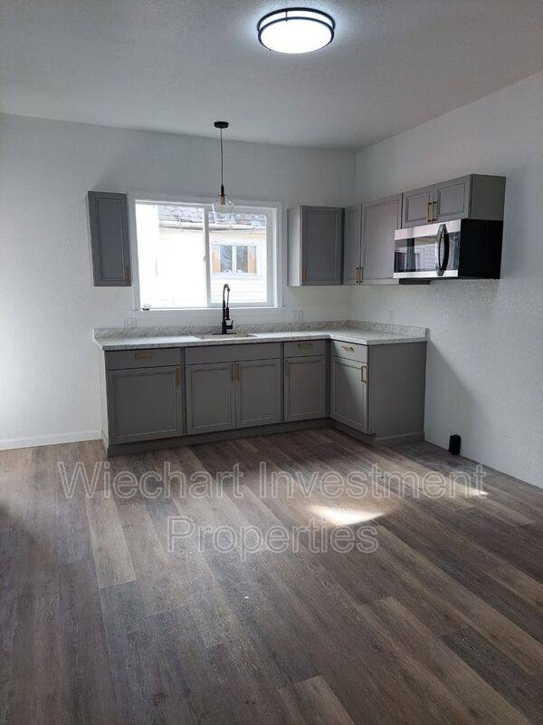 House for rent at 358 Cherry St, Bluffton, OH 45817
