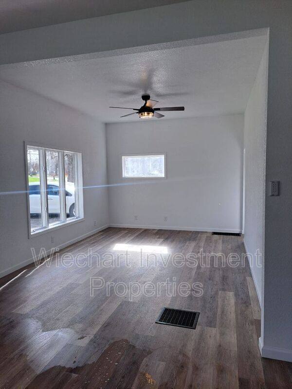 House for rent at 358 Cherry St, Bluffton, OH 45817