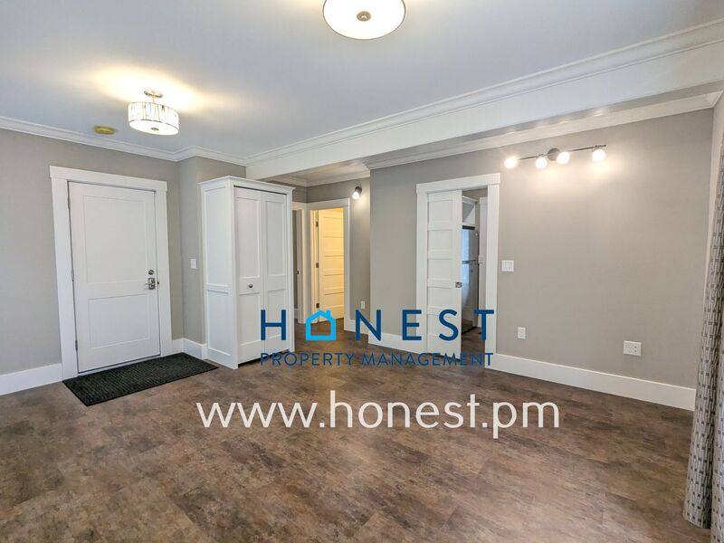 Apartment for rent at 18 Warren St #3, Hallowell, ME 04347