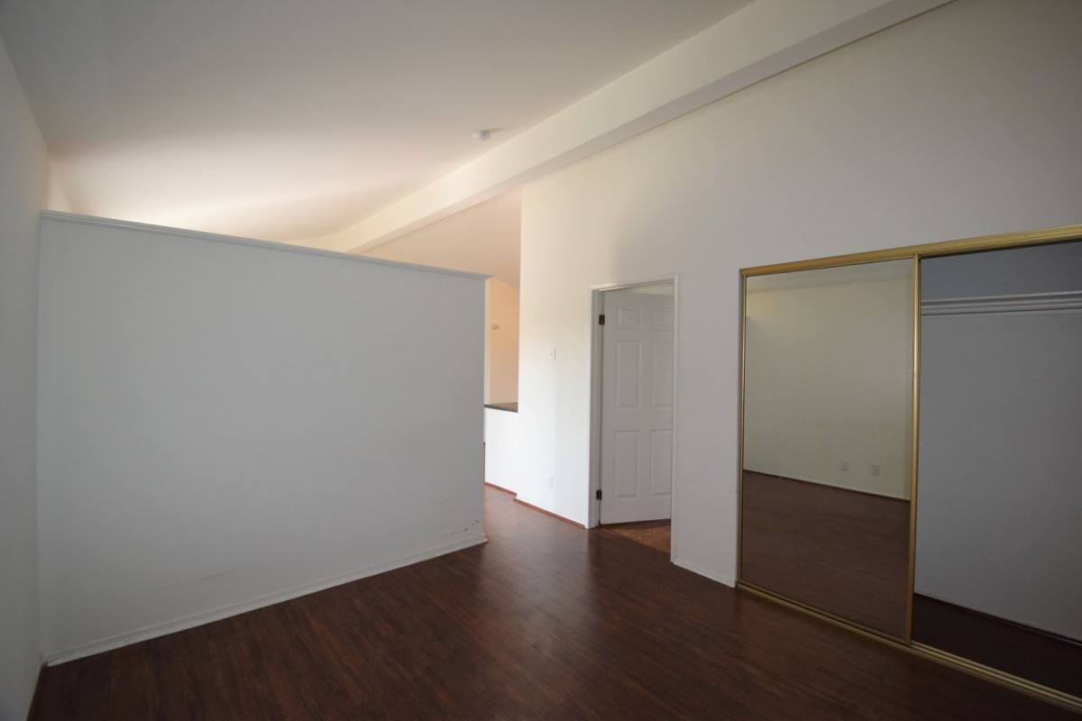 Apartment for rent at 5744 Colfax Ave, North Hollywood, CA 91601