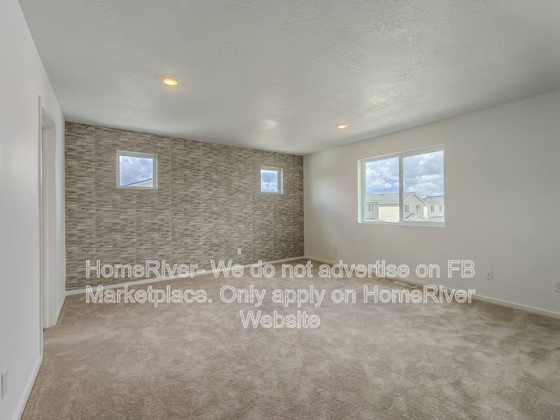 House for rent at 24806 E Coopers Hawk Lane, Liberty Lake, WA 99019