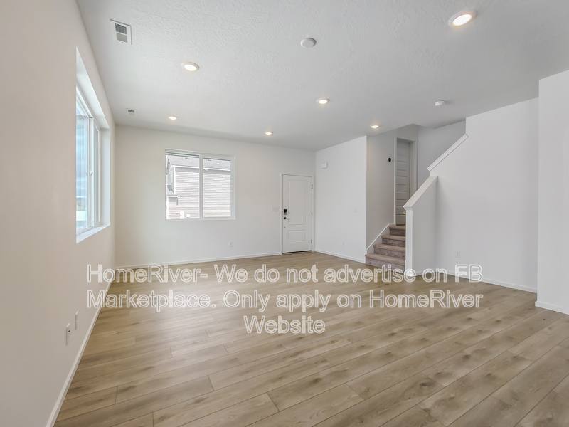 House for rent at 24806 E Coopers Hawk Lane, Liberty Lake, WA 99019
