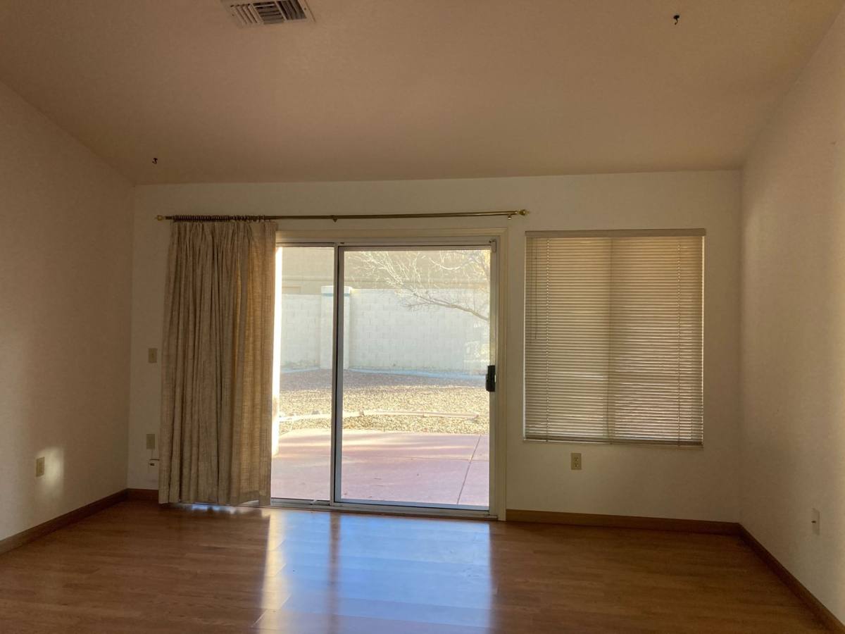 House for rent at 8513 Millsboro Dr, Las Vegas, NV 89134