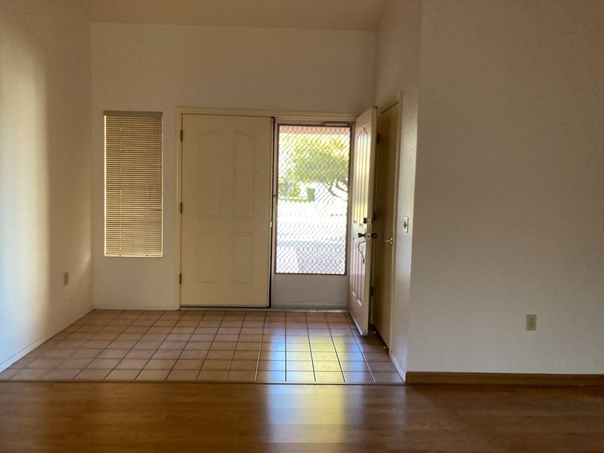 House for rent at 8513 Millsboro Dr, Las Vegas, NV 89134