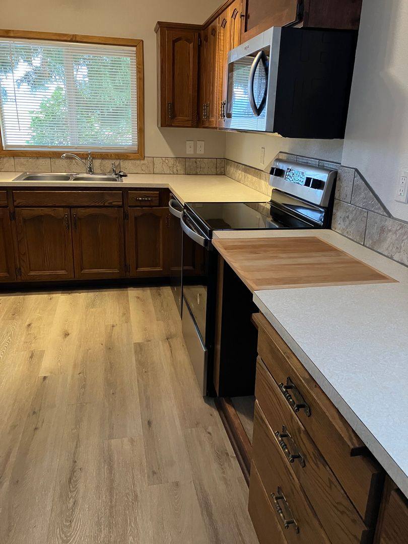 House for rent at 1909 N Springbrook Rd, Newberg, OR 97132
