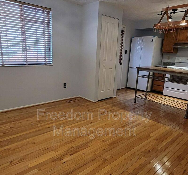 Townhouse for rent at 7974 Tyson Oaks Circle, Vienna, VA 22182
