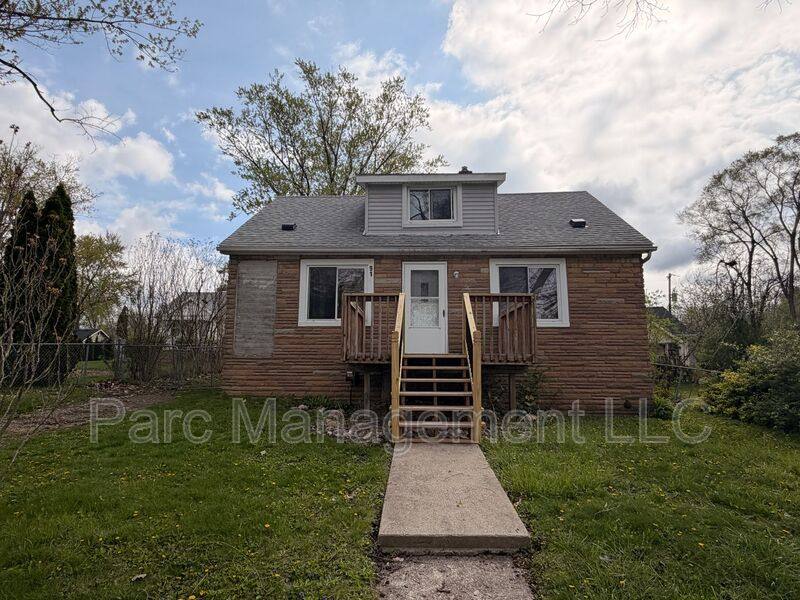 House for rent at 91 Waterly Ave, Waterford, MI 48328