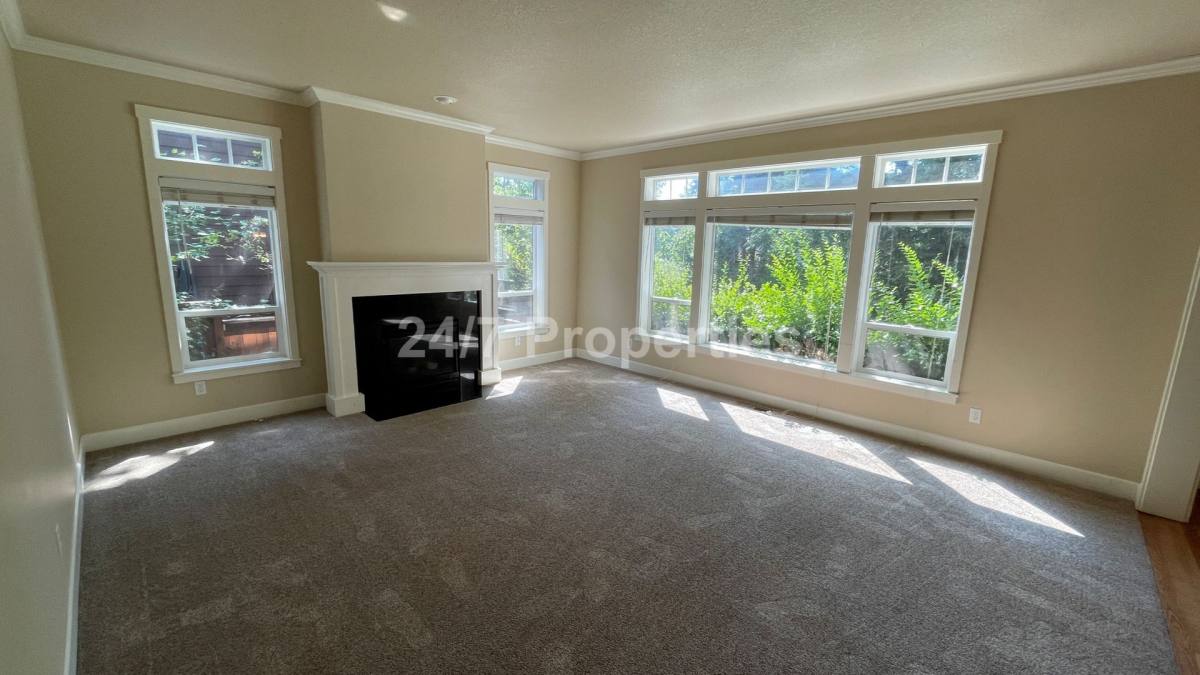House for rent at 16225 SE Pinot Rd, Portland, OR 97267