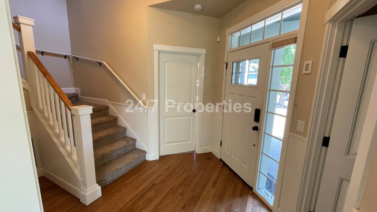 House for rent at 16225 SE Pinot Rd, Portland, OR 97267