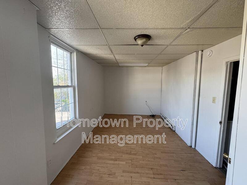 663 E Market St #663, York, PA 17403 - Apartment for Rent - Image 4
