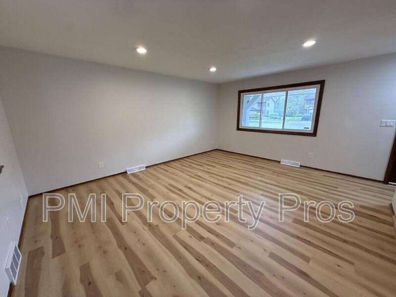 Condo for rent at 8150 S 88th St, Franklin, WI 53132