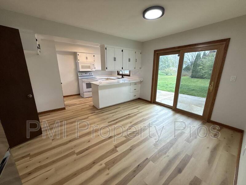 Condo for rent at 8150 S 88th St, Franklin, WI 53132