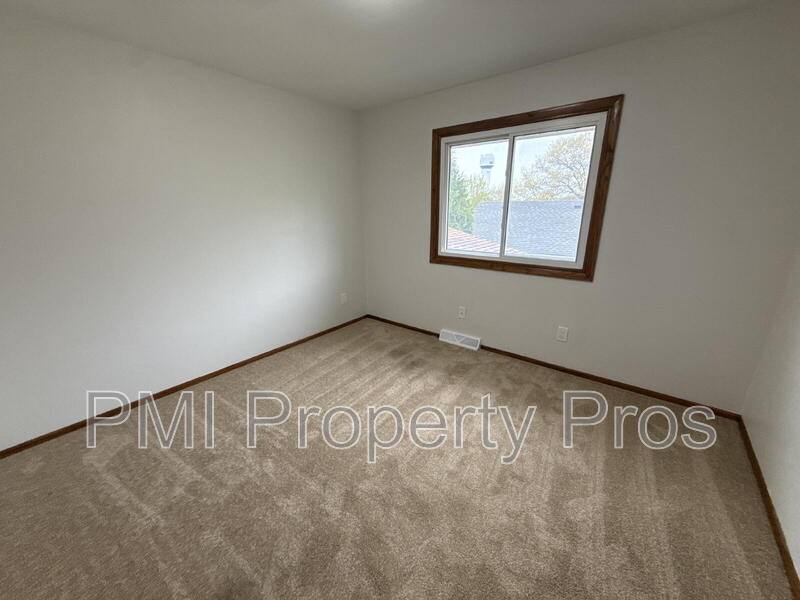 Condo for rent at 8148 S 88th St, Franklin, WI 53132