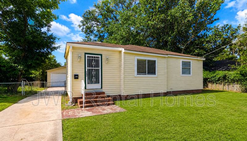 House for rent at 3312 Seville St W, Jacksonville, FL 32207