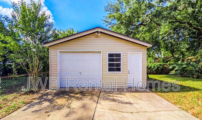 House for rent at 3312 Seville St W, Jacksonville, FL 32207