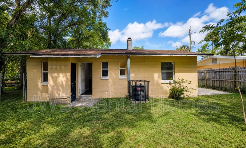 House for rent at 2817 Mars Ave, Jacksonville, FL 32206