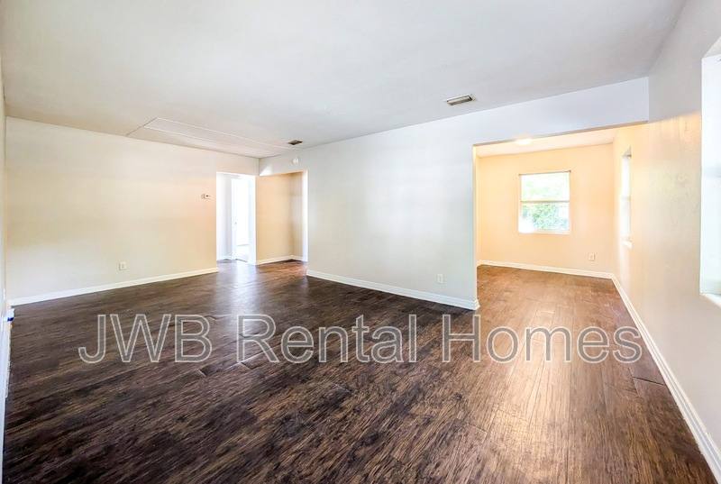 House for rent at 2817 Mars Ave, Jacksonville, FL 32206