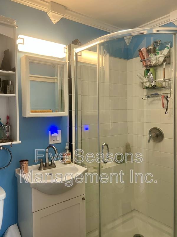 Apartment for rent at 65-67 Intervale Ave #4, Burlington, VT 05401