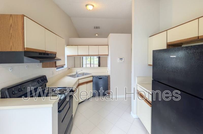 Townhouse for rent at 8412 Long Meadow Circle N, Jacksonville, FL 32244